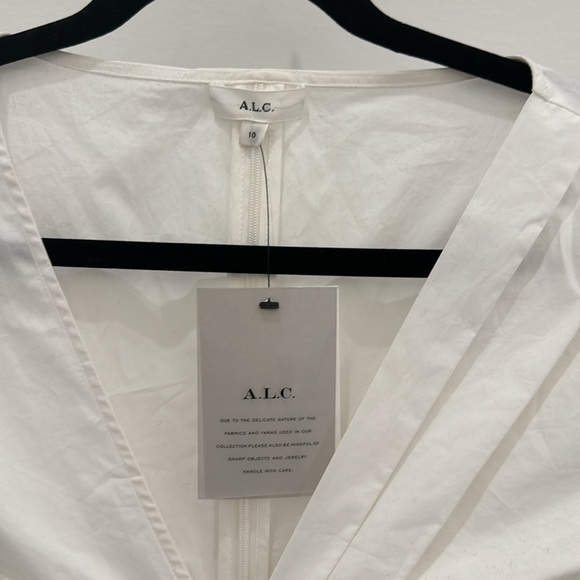 A.L.C. Twist front blouse 10 white - Picture 2 of 3